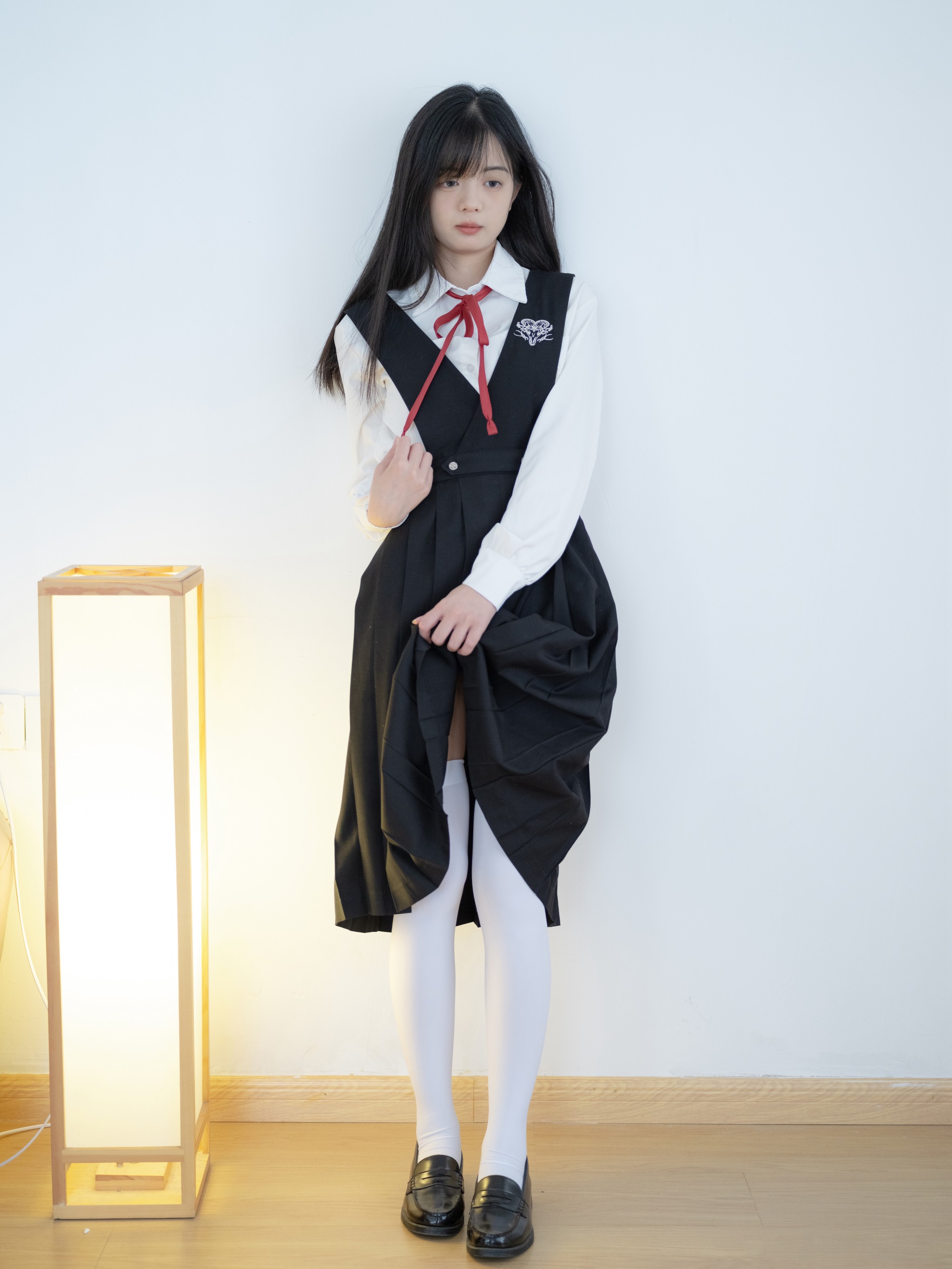 少女秩序 - NO.008 晞可 束缚衣白虎极品嫩妹 [124P1V]-XikXak